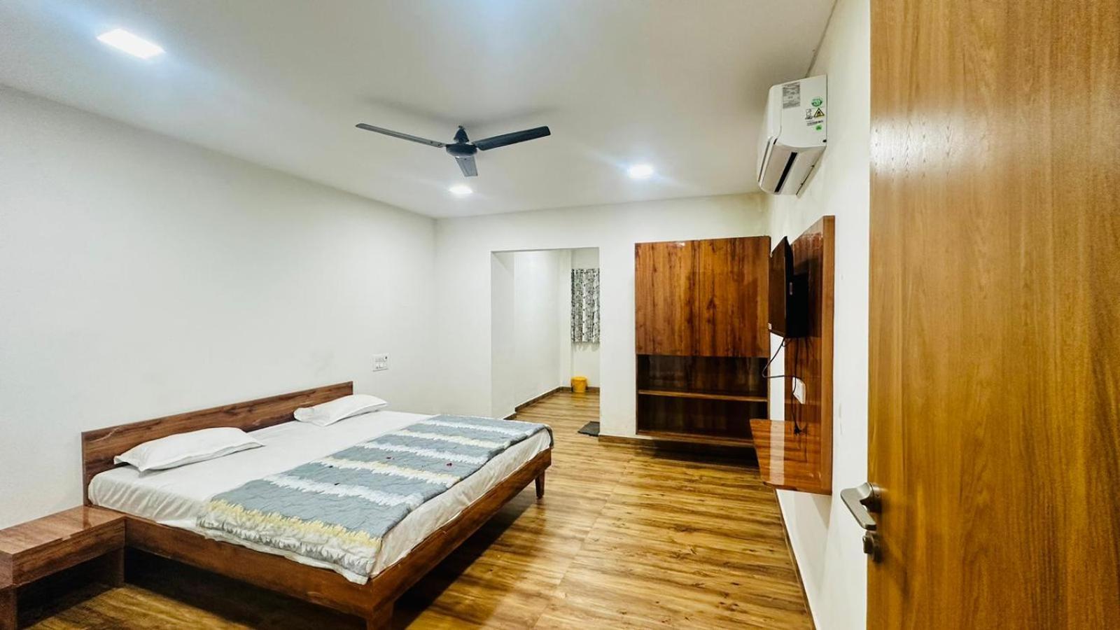 Patel Hotel & Guest House Shanor Dış mekan fotoğraf